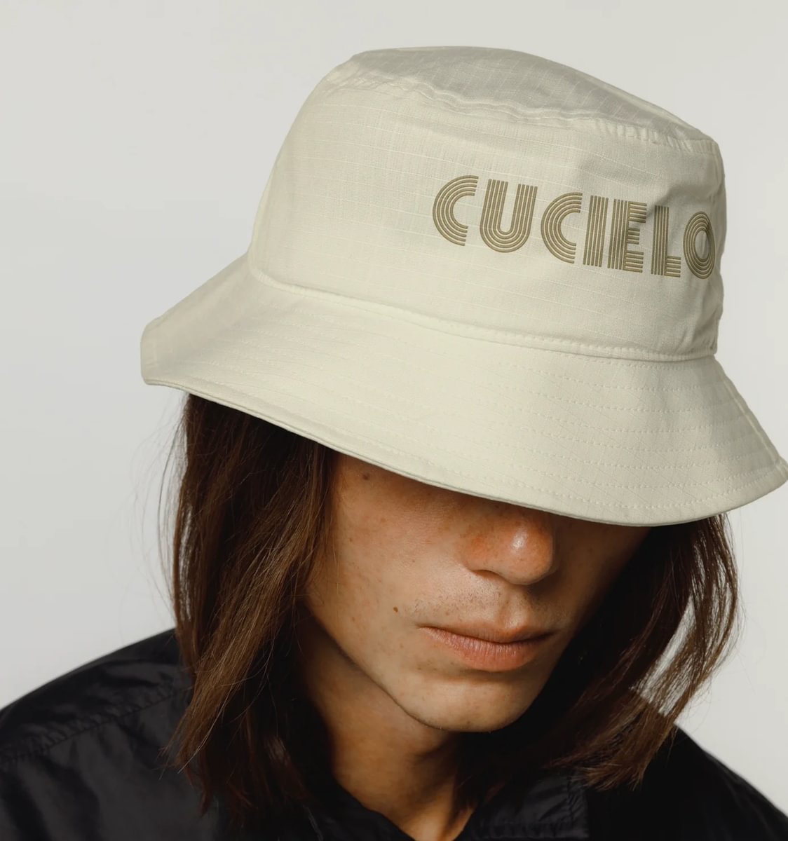 Bucket hat